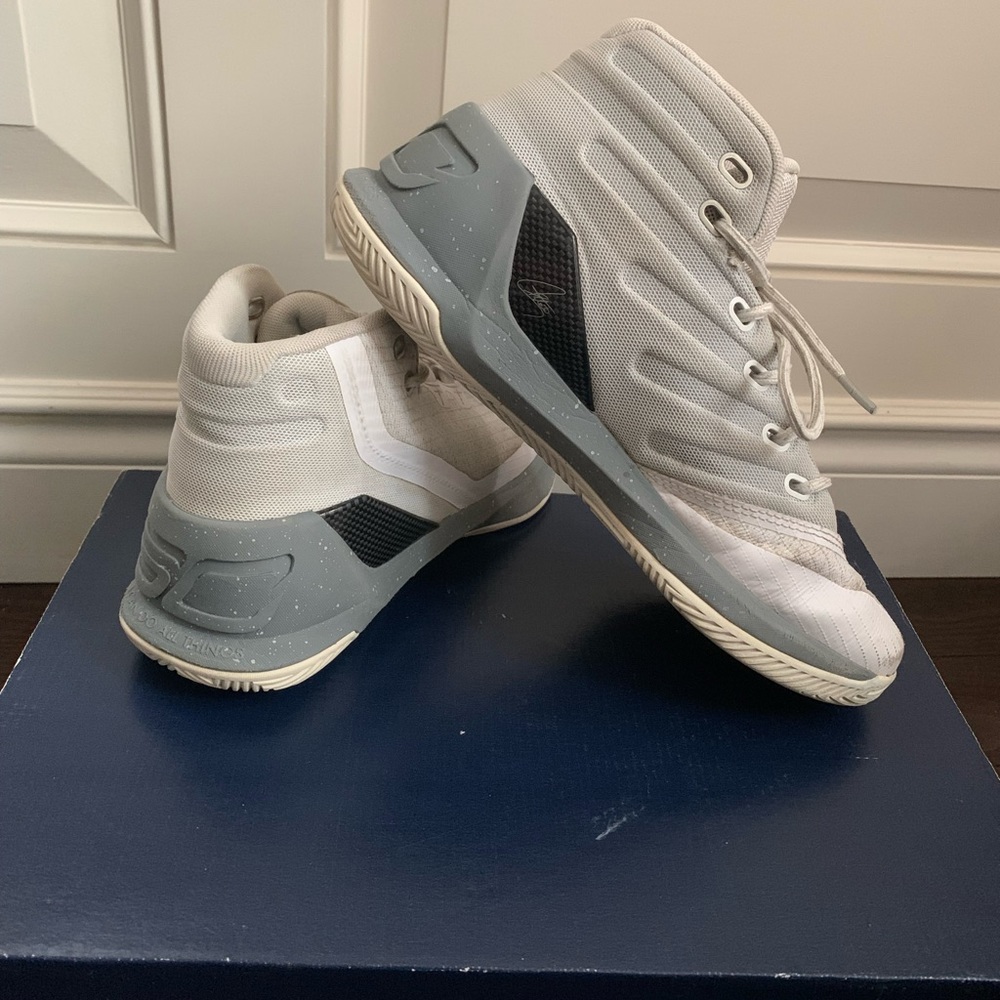 Youth Stephen Curry 3’s Basketball Shoes